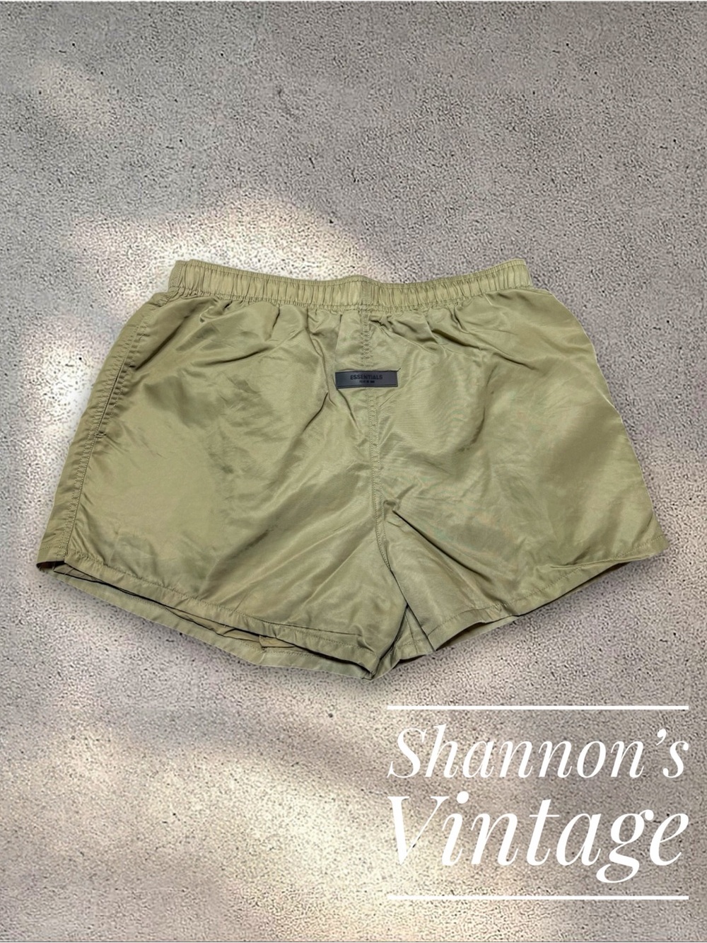 Fear of God Essentials Men’s sz Large Running Shorts A8